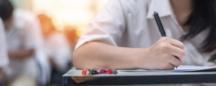 Imagem Avaliação do nível de alfabetização científica de estudantes do ensino técnico integrado em MG